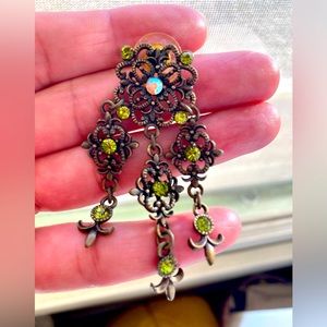 Gorgeous Victorian style necklace & earring set